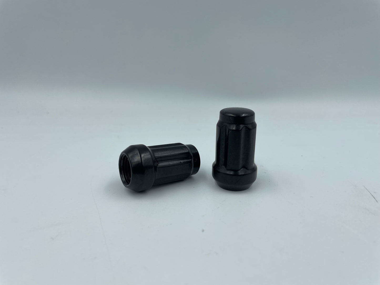 1/2-20 Black Spline Lug Nut Plus Socket Key