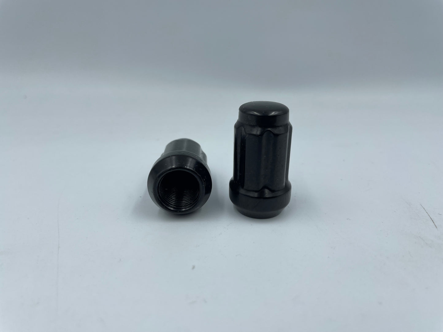 1/2-20 Black Spline Lug Nut Plus Socket Key