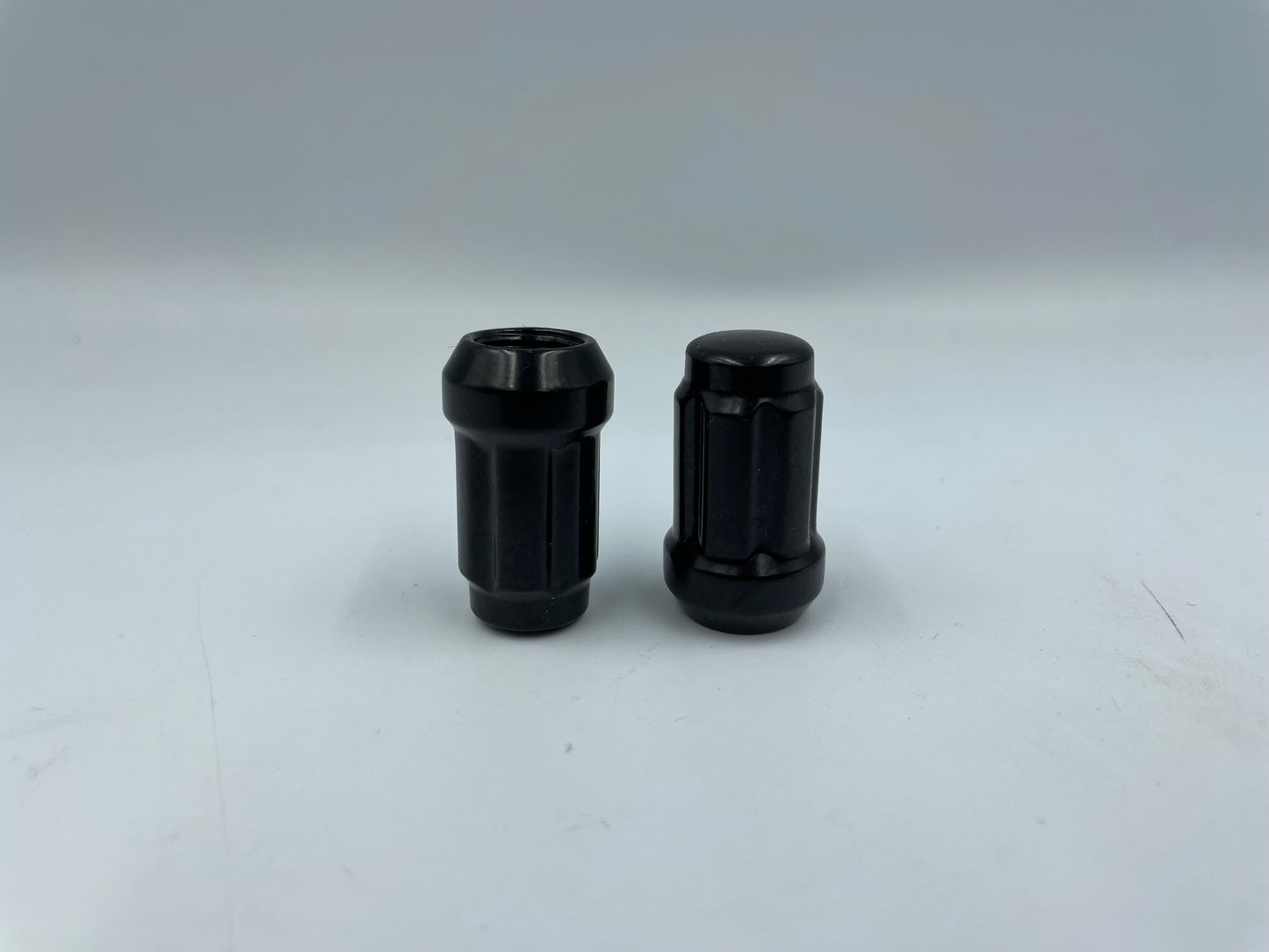 1/2-20 Black Spline Lug Nut Plus Socket Key